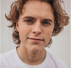 ازاده تاجیک